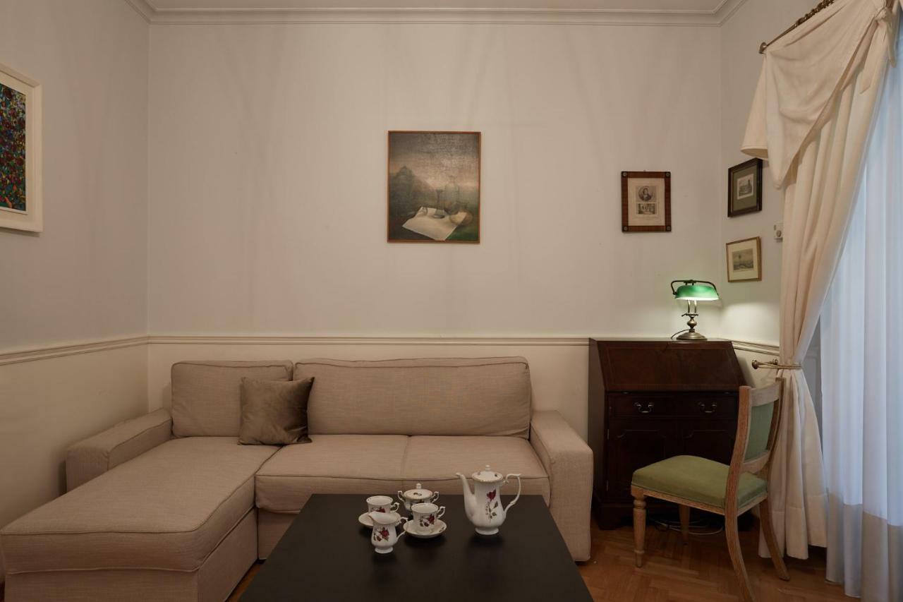 Riggilis Apartment Athens Exterior photo
